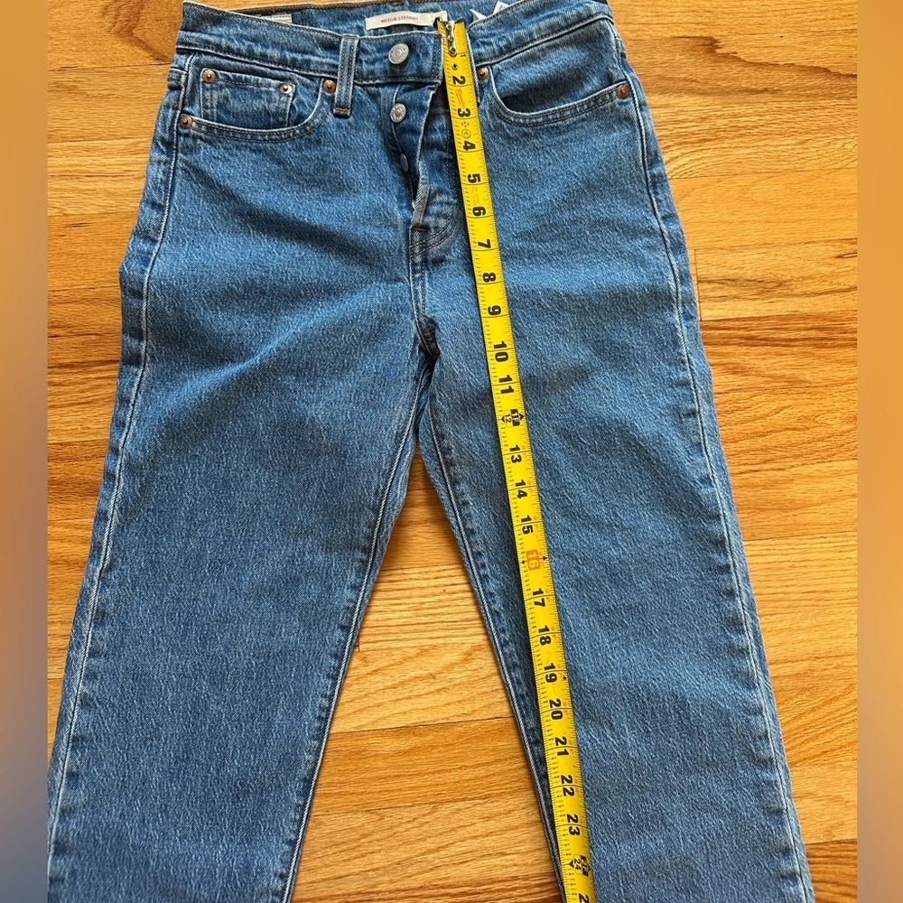 Levi's Wedgie Straight Cropped Raw Hem Blue Jeans size 25 - Picture 7 of 9